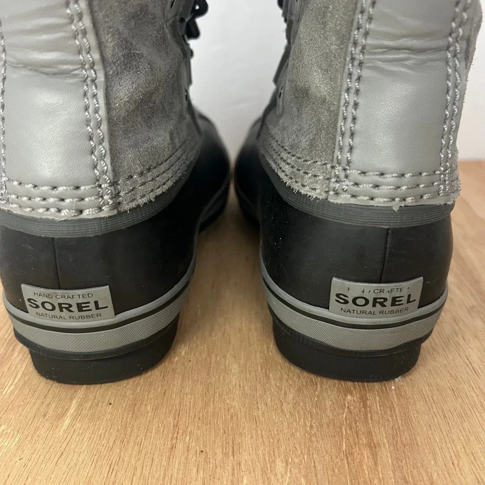 SOREL Joan of Arctic Snow Boots Kids Size 4 Gray Waterproof Insulated NY1966-052